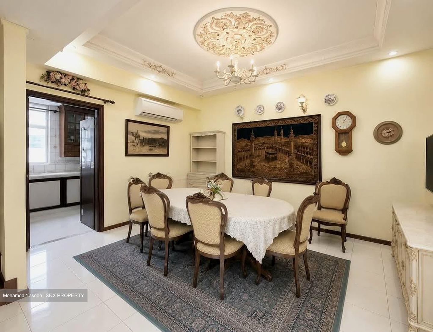 Flora Road (D17), Terrace #573115451